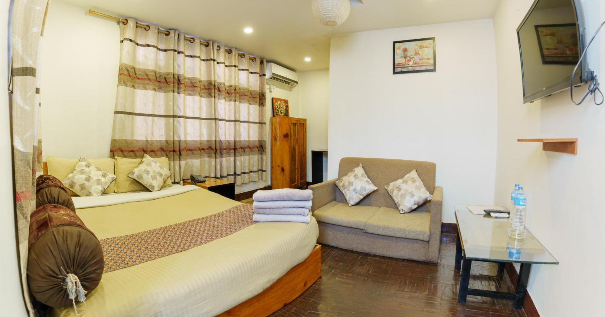 Hotel Shree Tara กาฐมาณฑุ ภายนอก รูปภาพ
