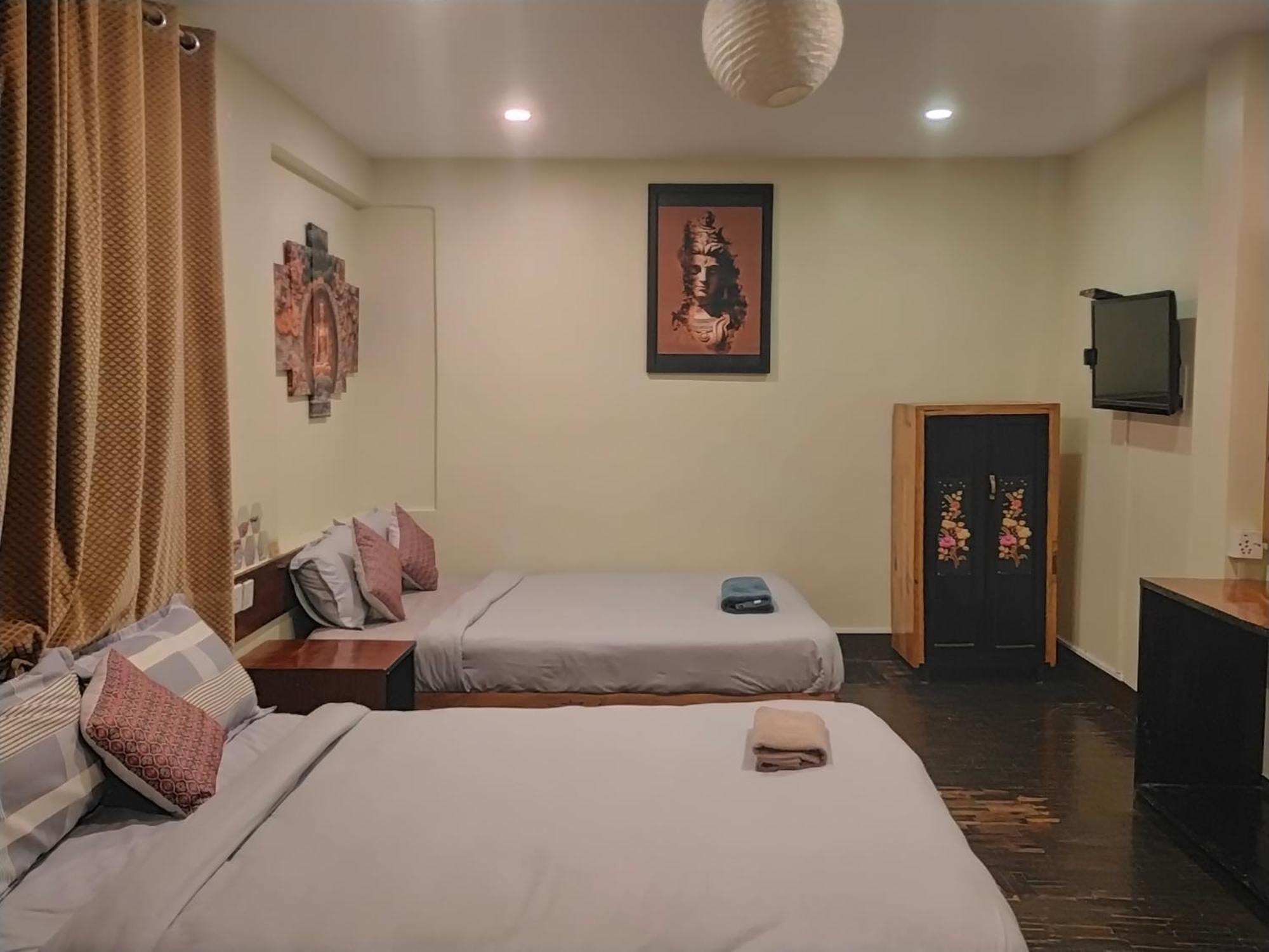 Hotel Shree Tara กาฐมาณฑุ ภายนอก รูปภาพ
