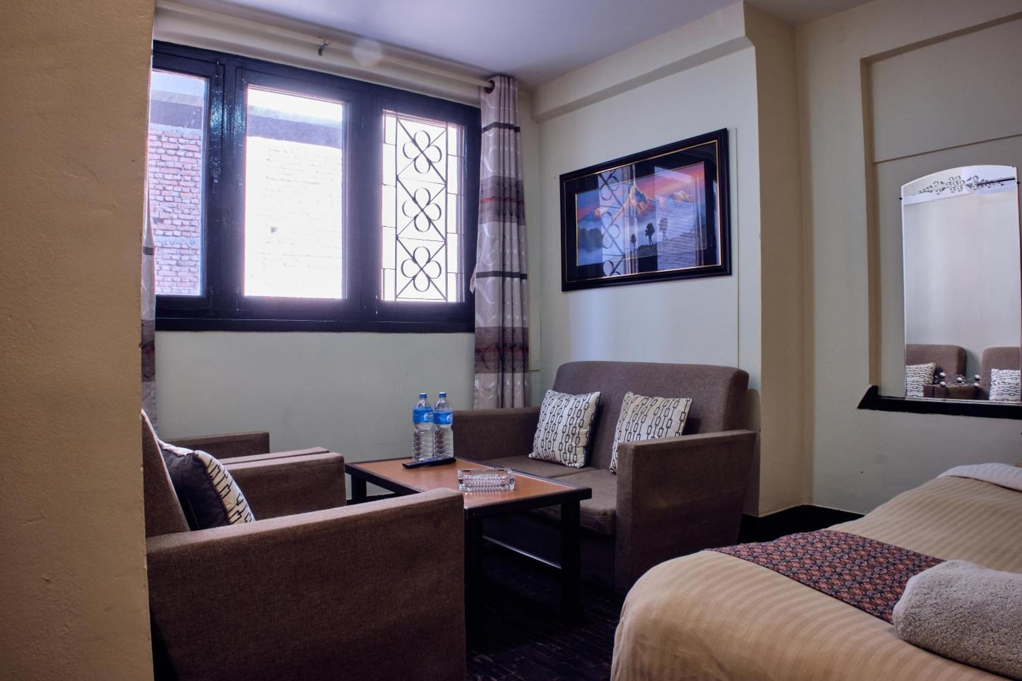 Hotel Shree Tara กาฐมาณฑุ ภายนอก รูปภาพ