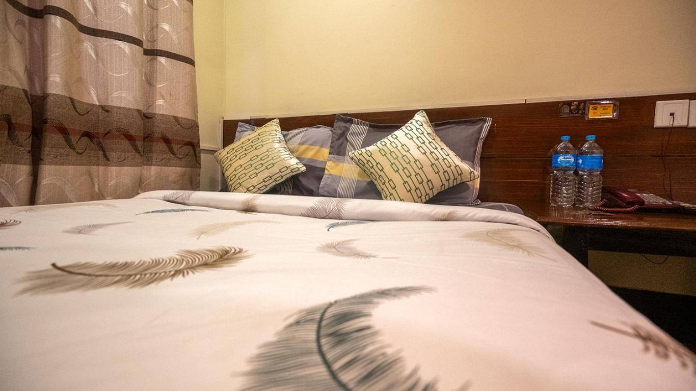 Hotel Shree Tara กาฐมาณฑุ ภายนอก รูปภาพ